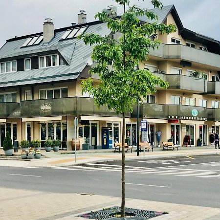 Hévíz Cafe Relax Apartments מראה חיצוני תמונה