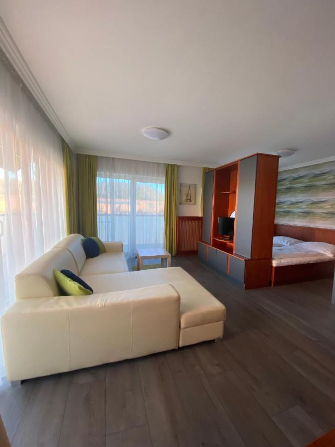 Hévíz Cafe Relax Apartments מראה חיצוני תמונה