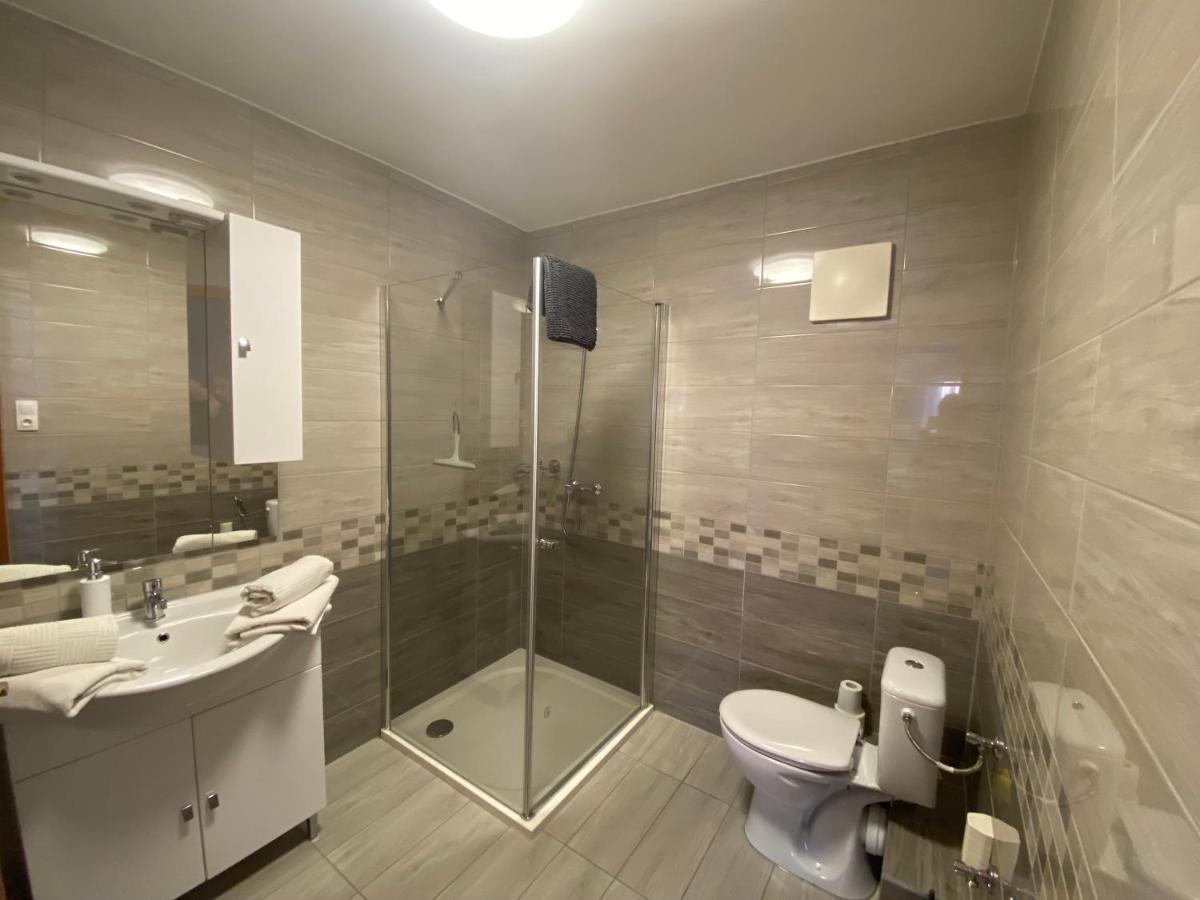 Hévíz Cafe Relax Apartments מראה חיצוני תמונה