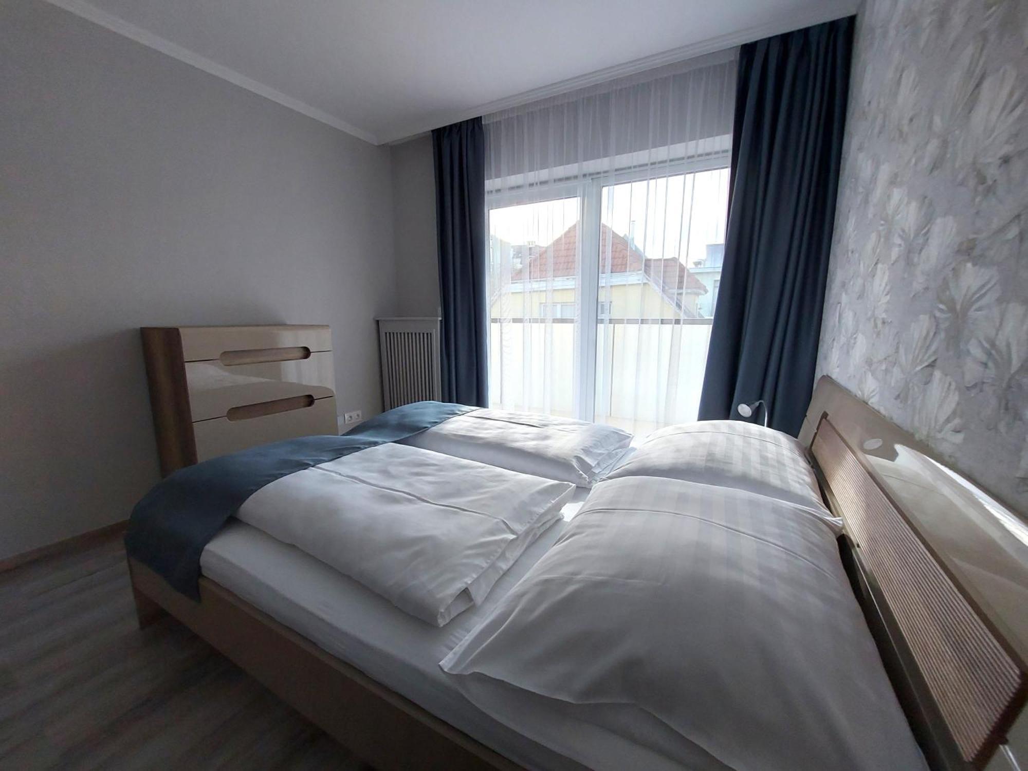 Hévíz Cafe Relax Apartments מראה חיצוני תמונה