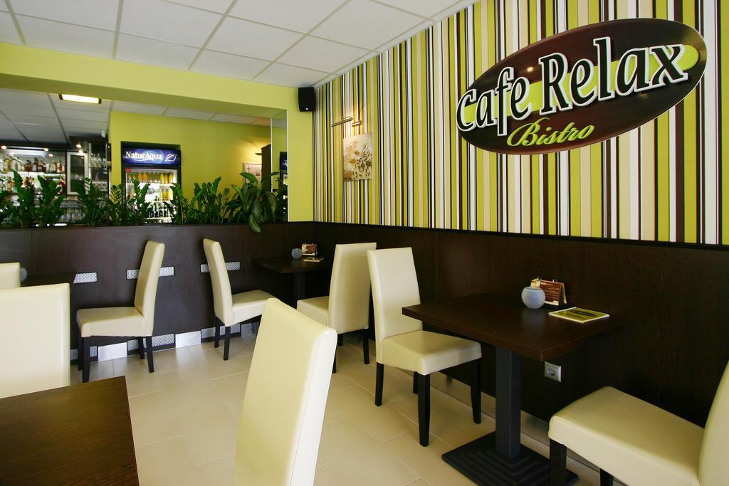 Hévíz Cafe Relax Apartments מראה חיצוני תמונה